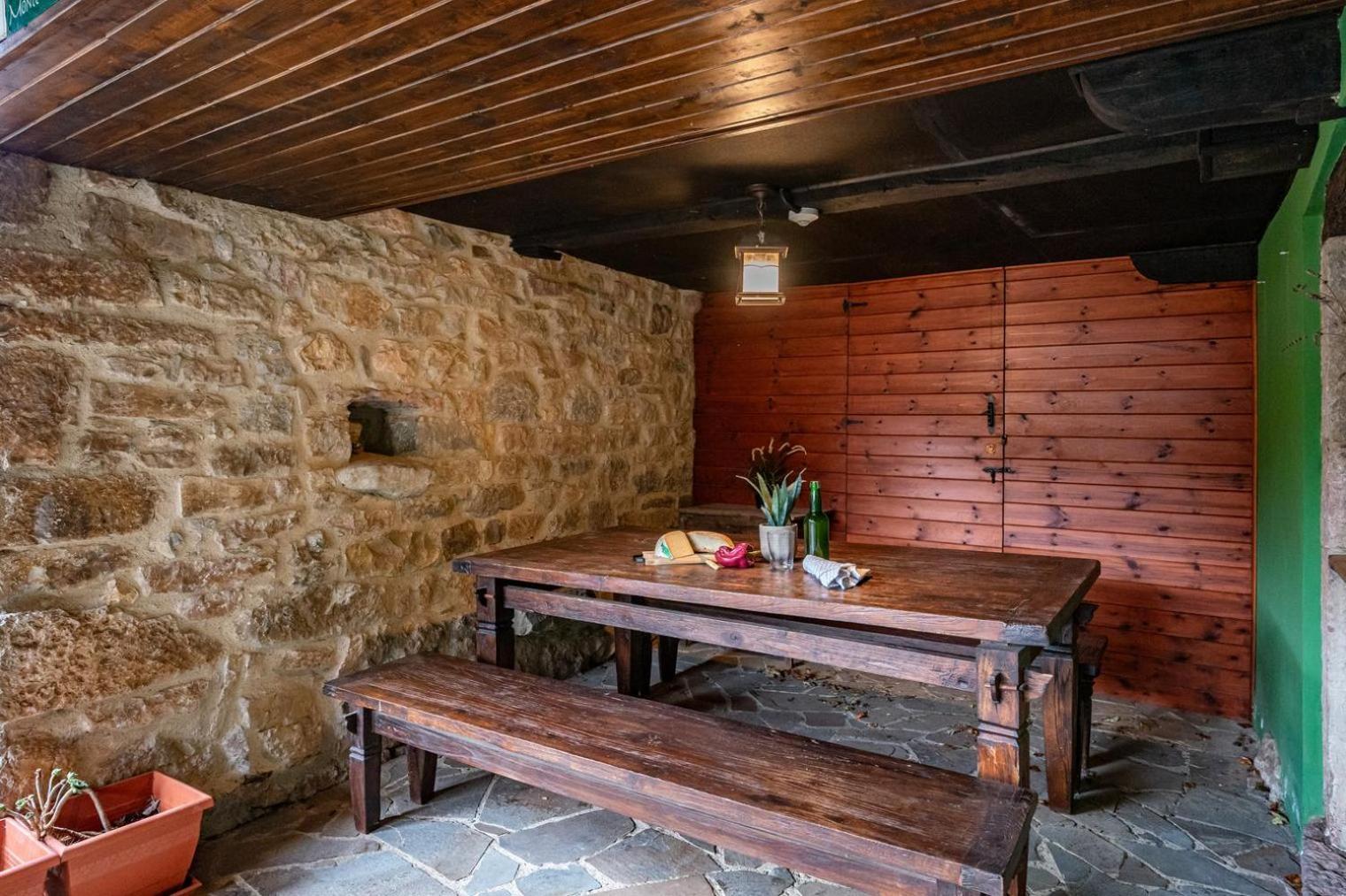 La Congosta Magica Aldea Rodeada De Montanas Apartment La Plaza